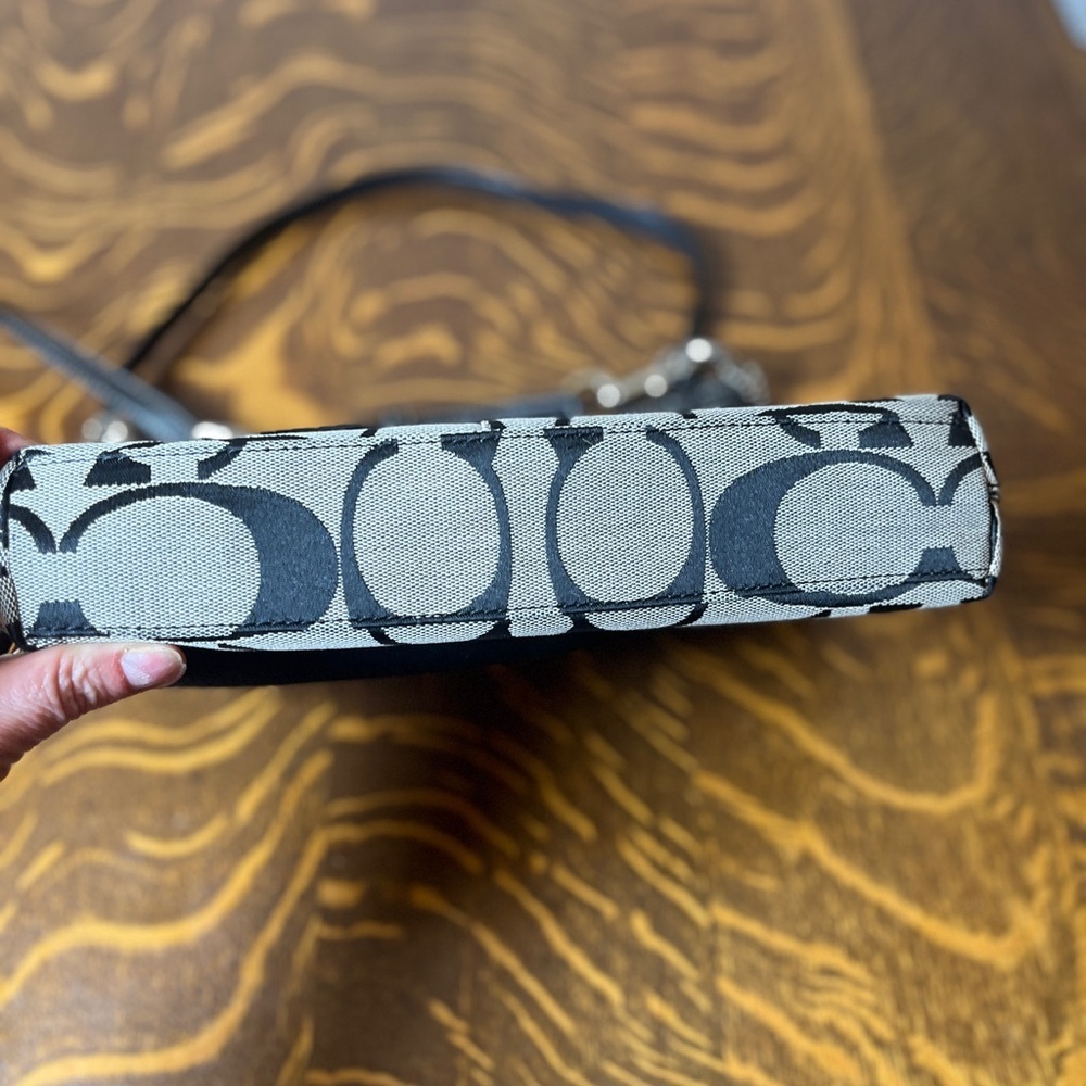 Coach Signature C Black and Gray with Black stripe Convertible Shoulder Bag - Picture 5 of 13